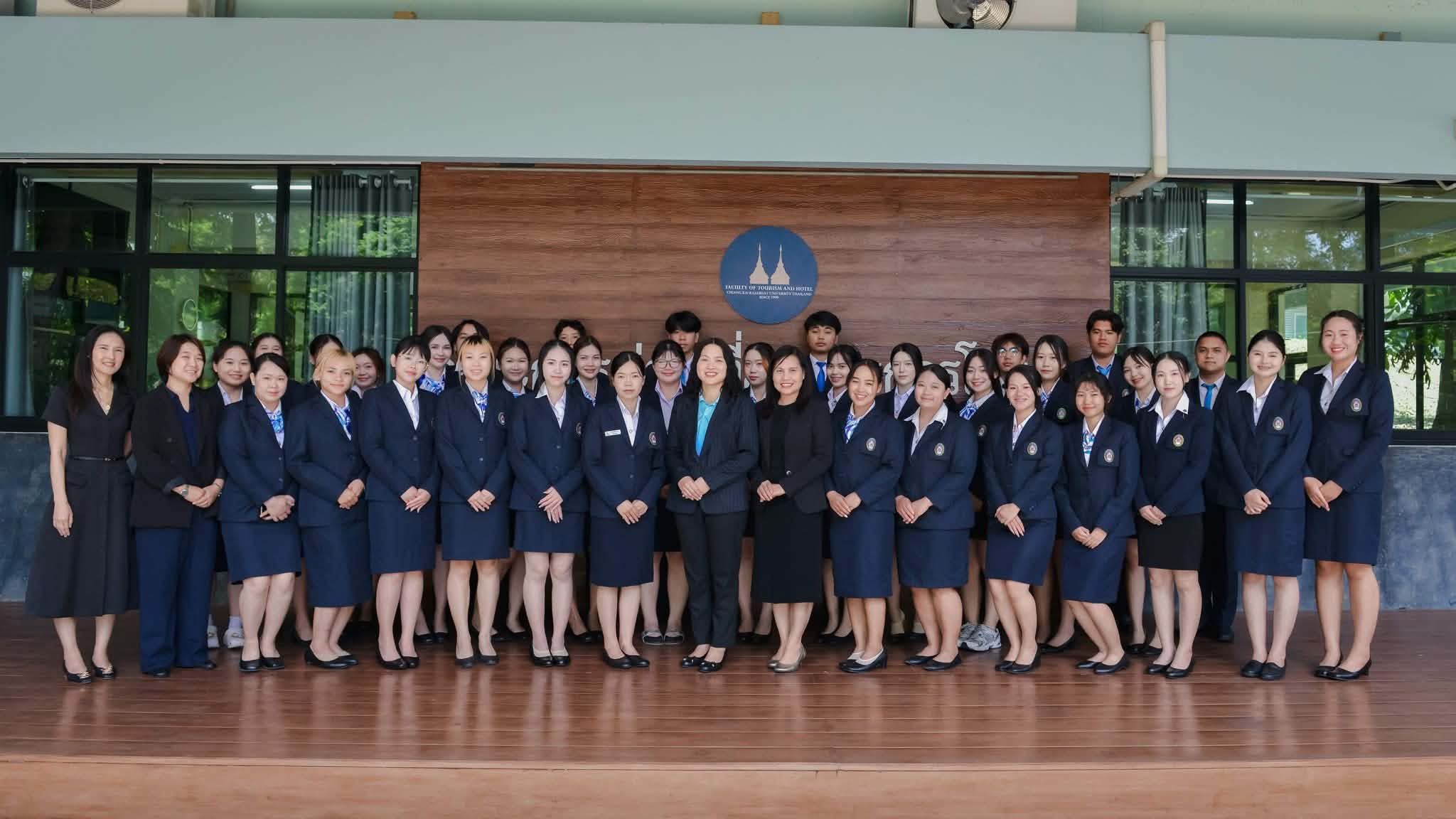 ปัจฉิมนิเทศนักศึกษาฝึกประสบการณ์วิชาชีพ ภาคเรียนที่ 3  ประจำปีการศึกษา 2568 โปรแกรมวิชาการท่องเที่ยว
